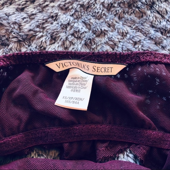 Victoria’s Secret purple Xs  lace bodysuit - Picture 3 of 3